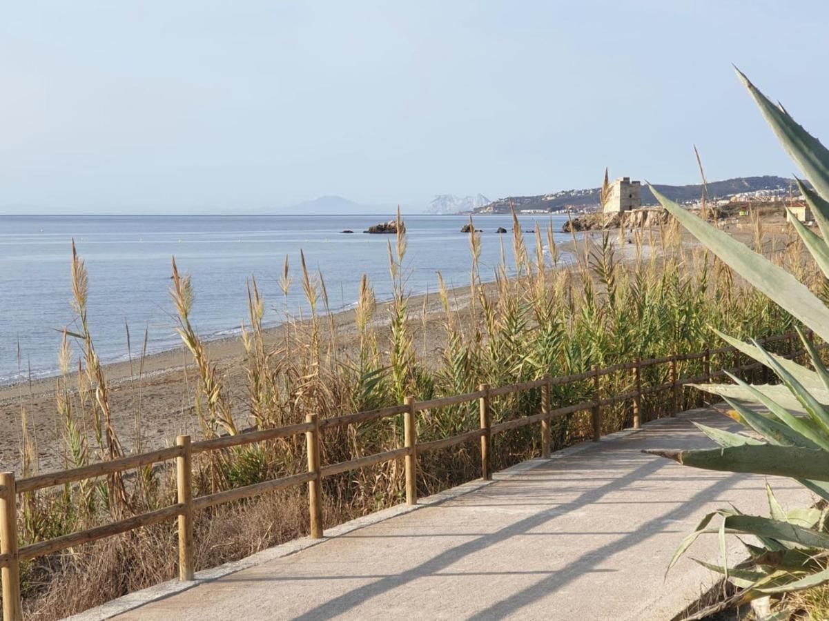 Casitamar frontline beach house rental Casares Costa near Estepona Bahía de Casares Exterior foto