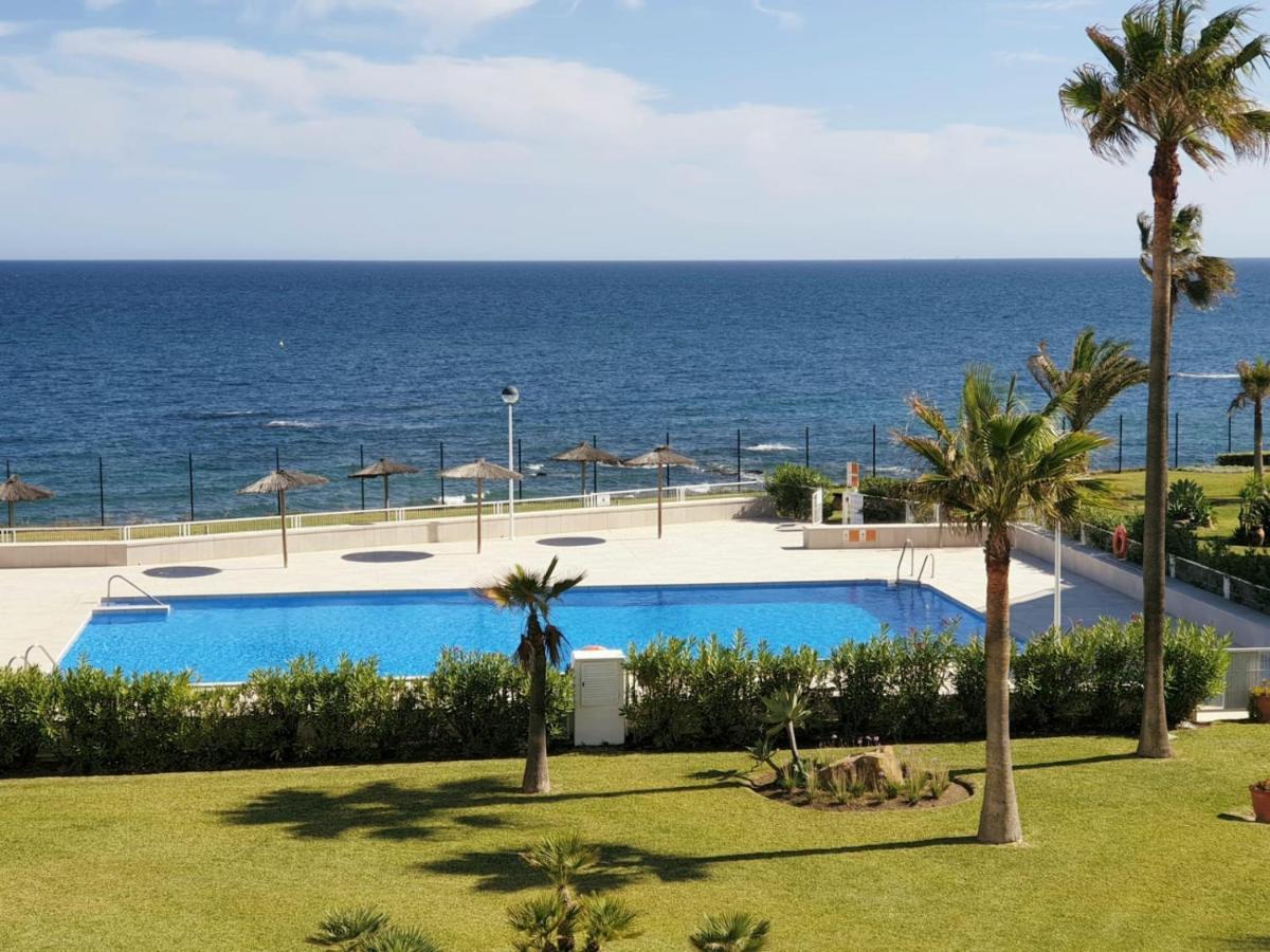 Casitamar frontline beach house rental Casares Costa near Estepona Bahía de Casares Exterior foto