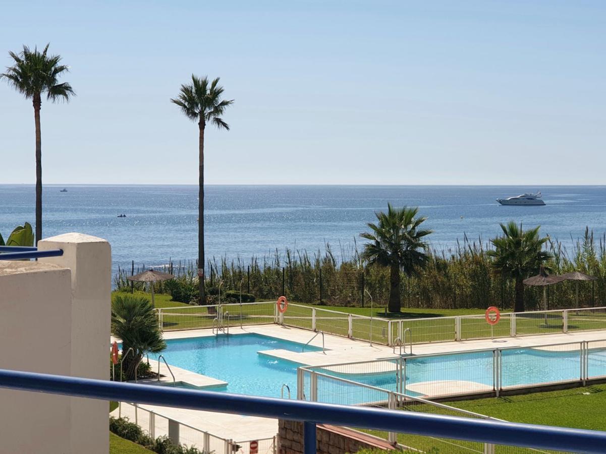Casitamar frontline beach house rental Casares Costa near Estepona Bahía de Casares Exterior foto