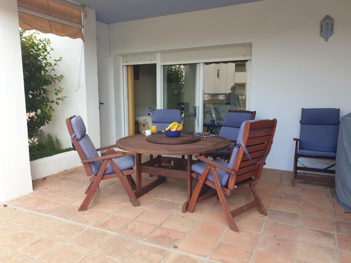 Casitamar frontline beach house rental Casares Costa near Estepona Bahía de Casares Exterior foto