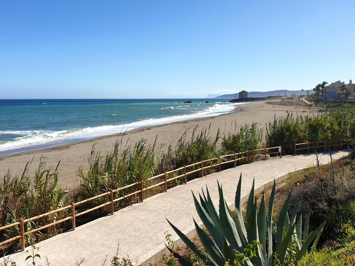 Casitamar frontline beach house rental Casares Costa near Estepona Bahía de Casares Exterior foto