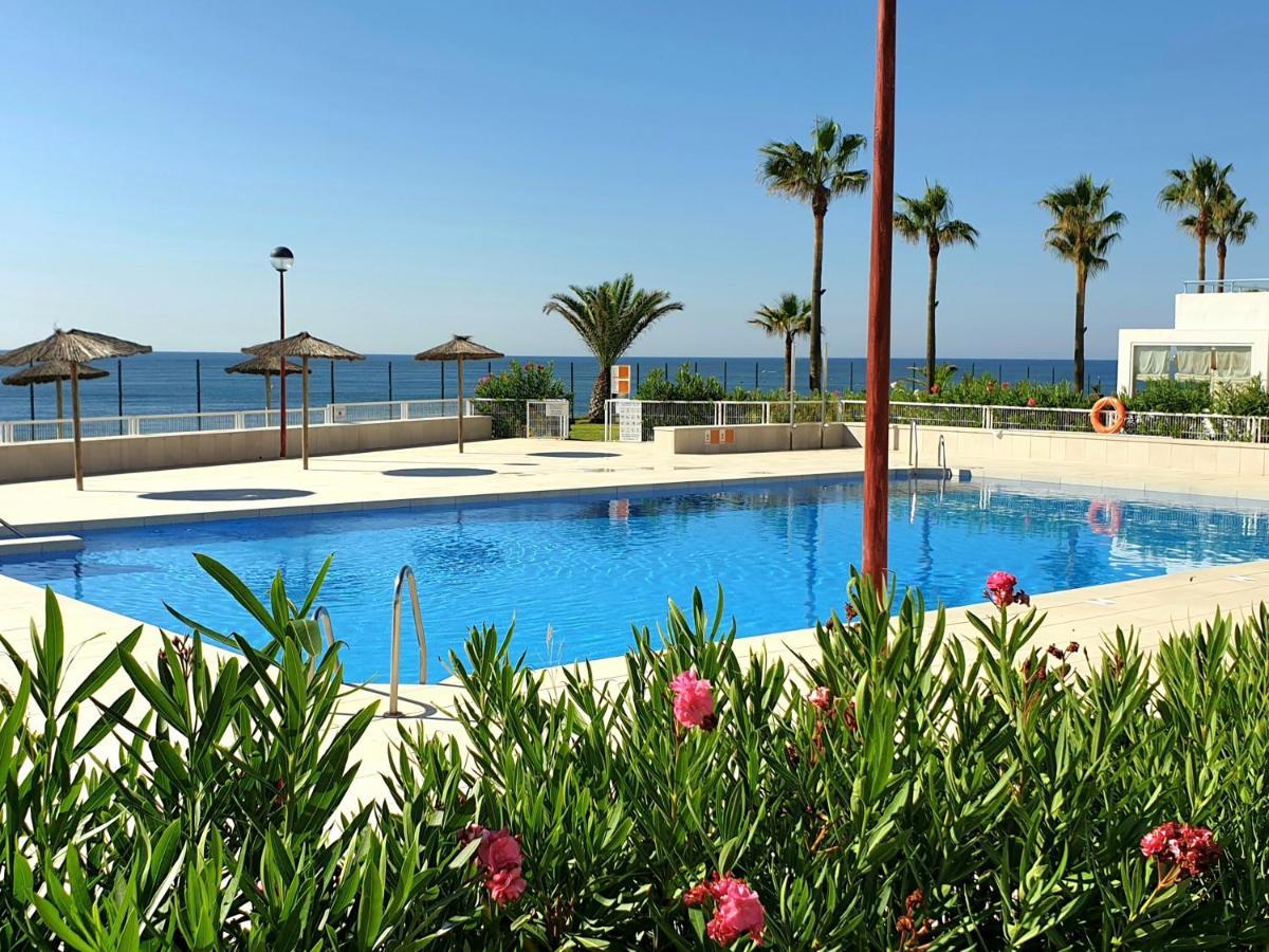 Casitamar frontline beach house rental Casares Costa near Estepona Bahía de Casares Exterior foto